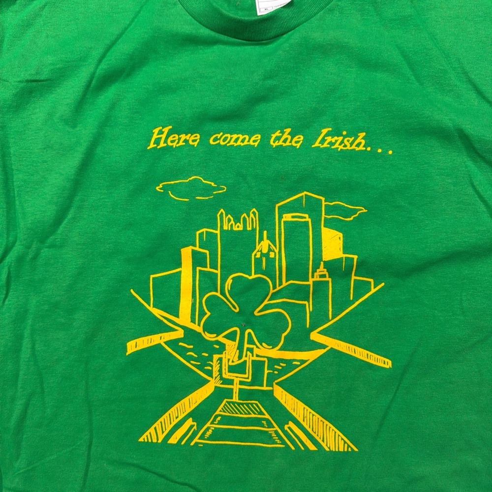 Fruit of‎ the Loom Notre Dame Club of Pittsburgh Green T-Shirt Mens XL Yuengling